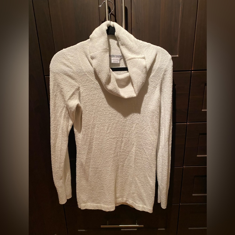 EUC Exofficio white cowl neck sweater